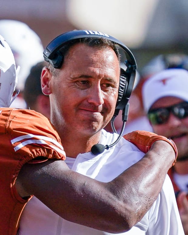 Bjan Robinson, Steve Sarkisian